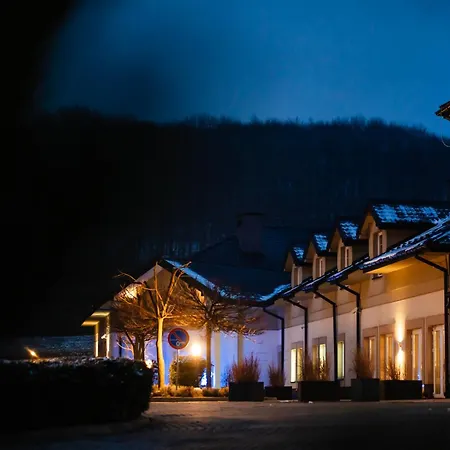 Doslonce Wellnes & Farm Hotel
