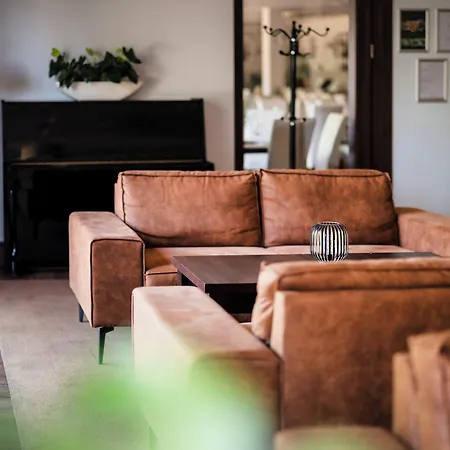Doslonce Wellnes & Farm Hotel