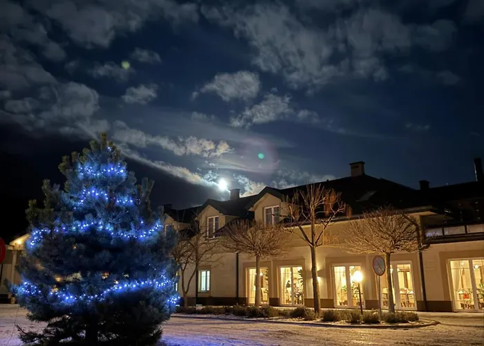 Doslonce Wellnes & Farm Hotel